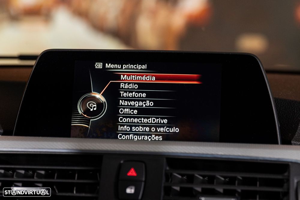 BMW 318 d Pack M Auto - 15