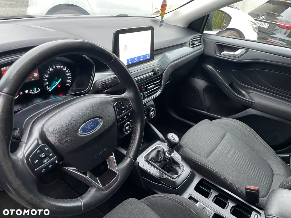 Ford Focus 1.5 TDCi SYNC Edition - 6