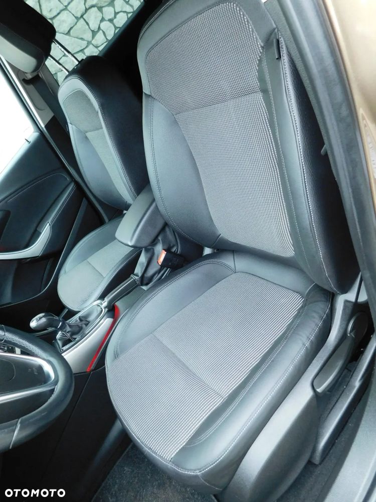 Opel Astra 1.4 Turbo Cosmo - 22