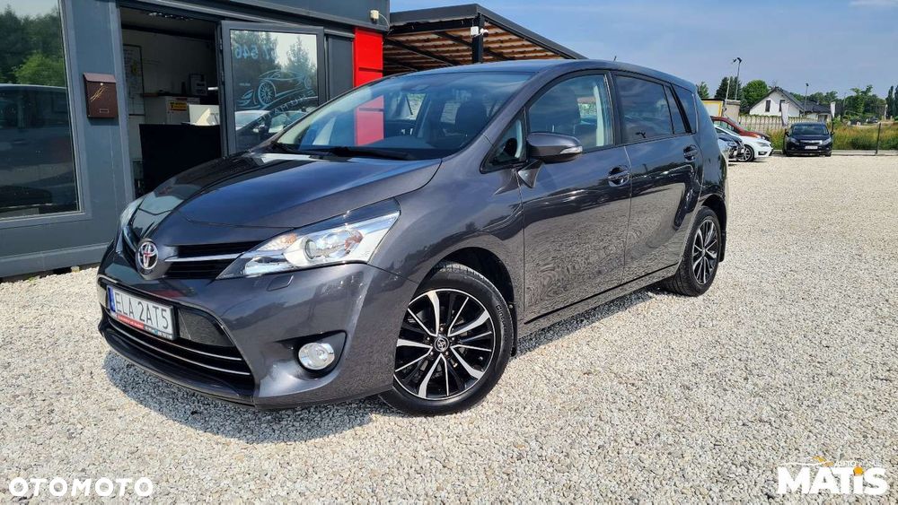 Toyota Verso - 17