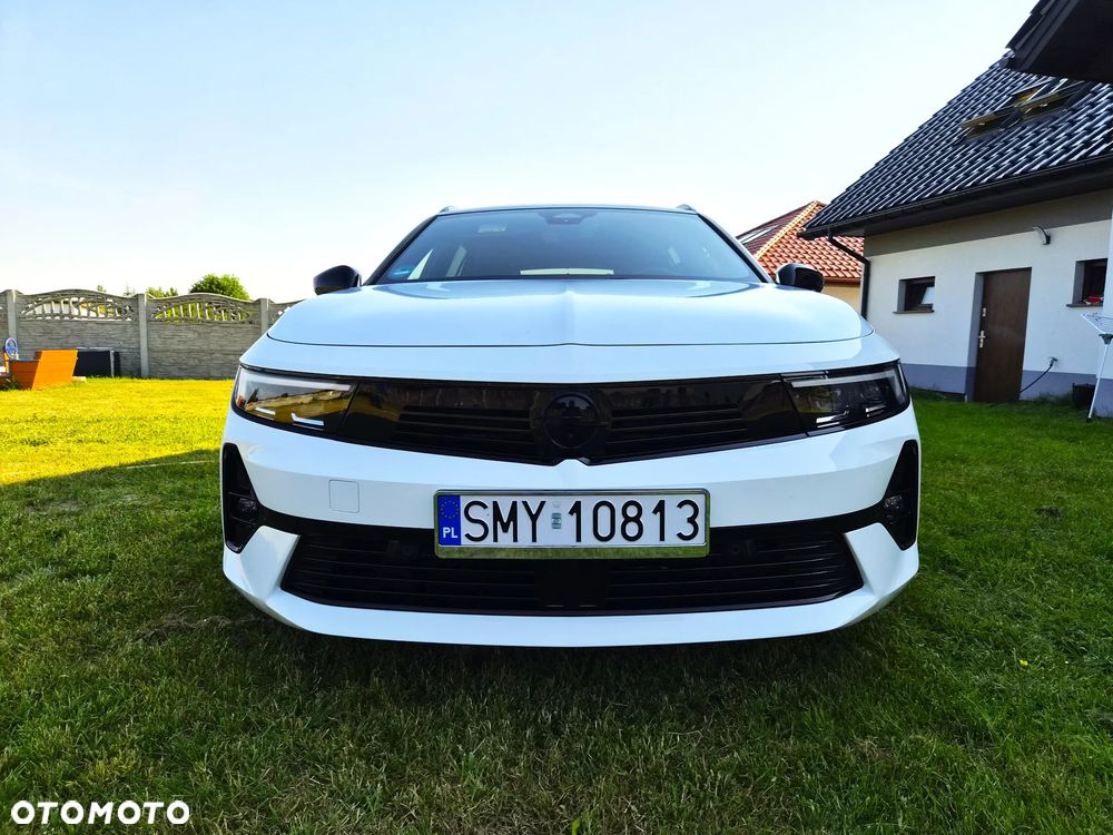 Opel Astra 1.2 T GS Line S&S - 4