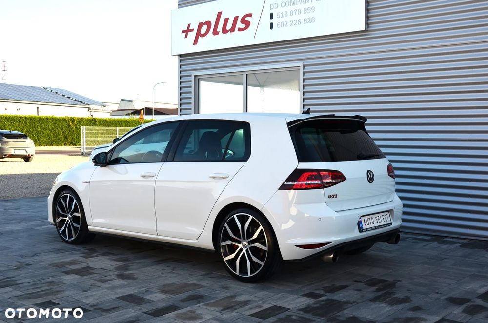 Volkswagen Golf GTI BlueMotion Technology - 10