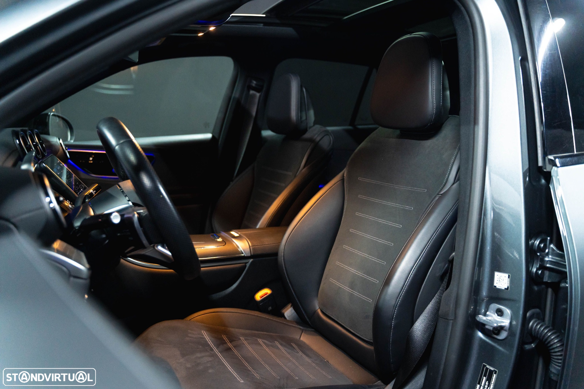 Mercedes-Benz GLC 300 d 4Matic 9G-TRONIC AMG Line Advanced - 12