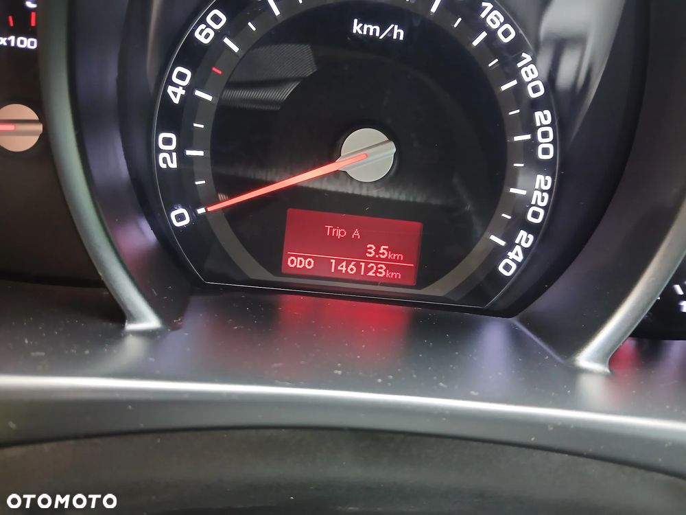 Kia Sportage 1.7 CRDI XL 2WD - 11