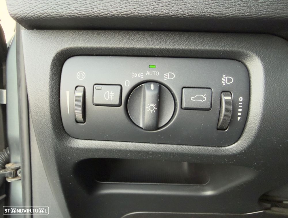 Volvo V40 1.6 D2 Kinetic Eco - 18