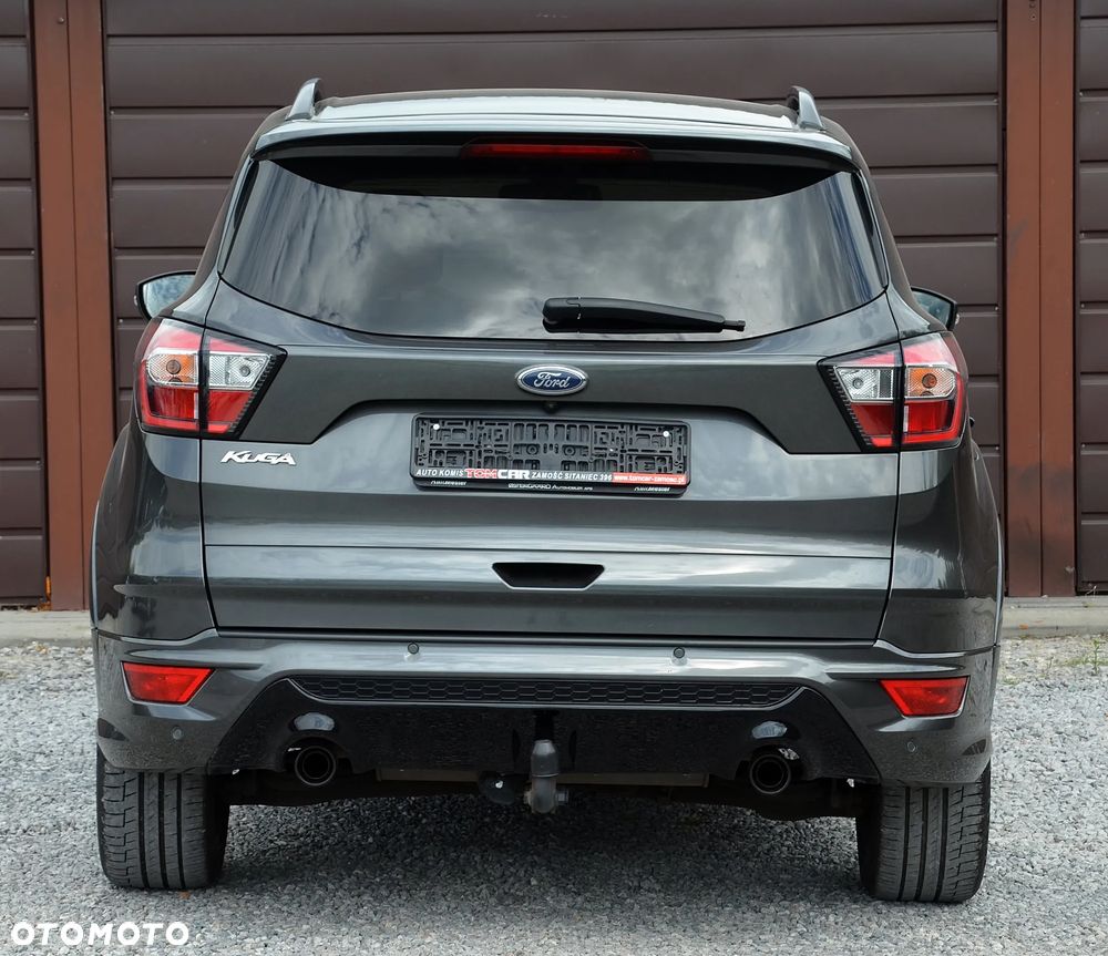 Ford Kuga 2.0 TDCi 2x4 ST-Line - 6