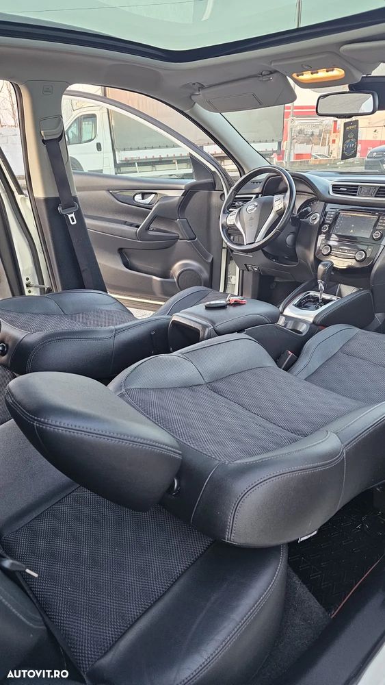 Nissan Qashqai 1.6 DCI Xtronic TEKNA+ - 8