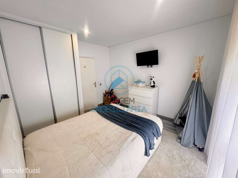 T3 a 5 minutos do centro da cidade – varanda, garagem, AC - Grande imagem: 5/48