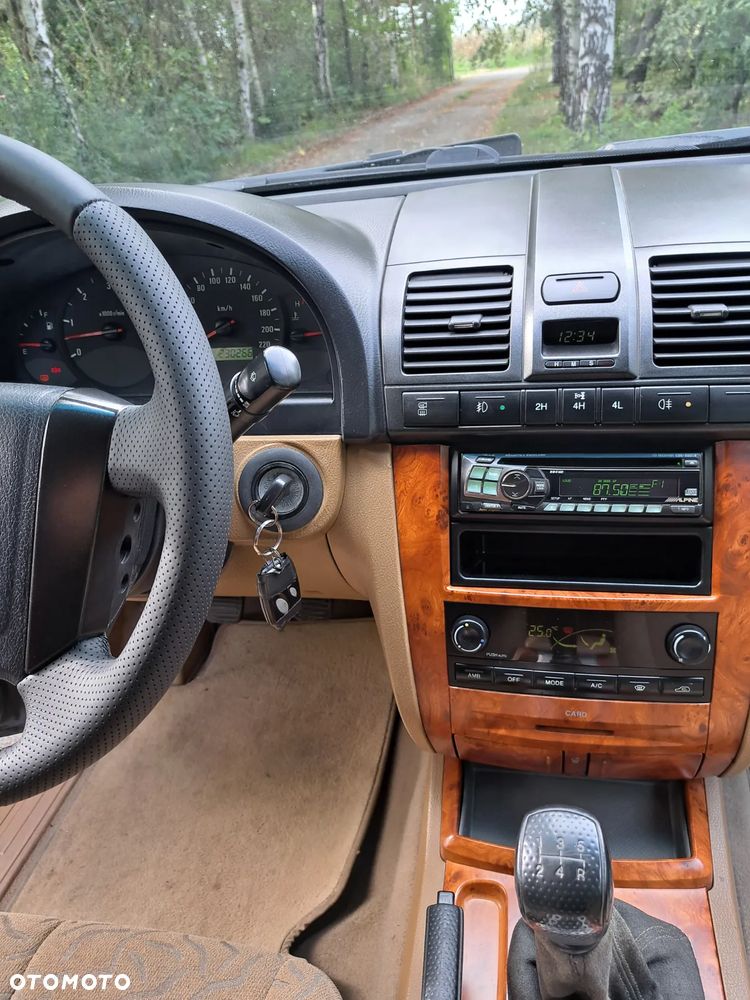 SsangYong/KGM Rexton - 12