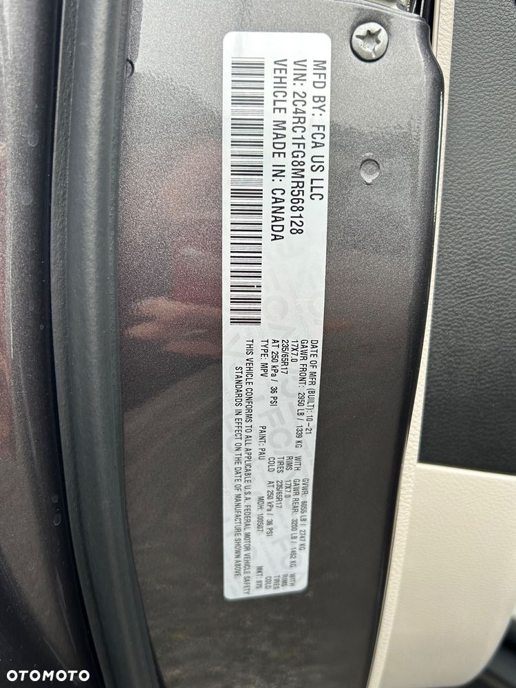 Chrysler Pacifica - 17