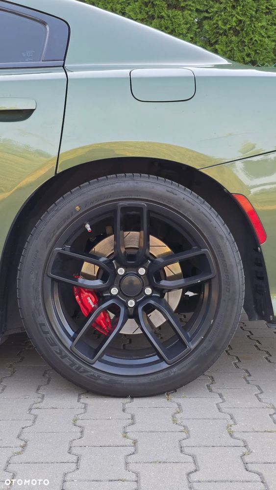 Dodge Charger 6.4 Scat Pack - 19