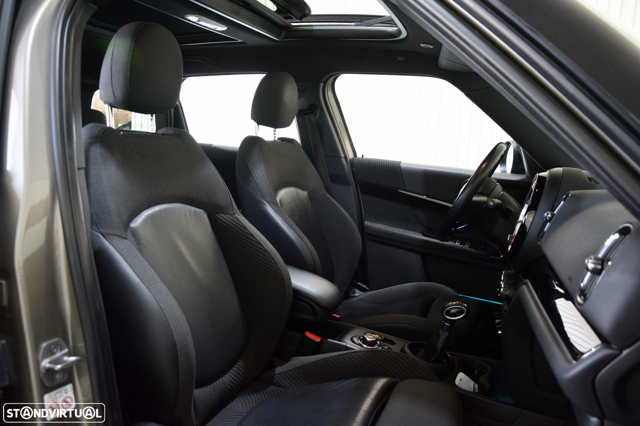 MINI Countryman Cooper SE ALL4 Auto - 18