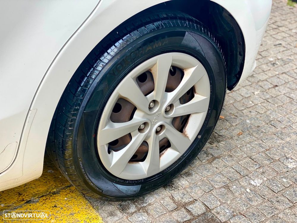 Kia Rio 1.1 CRDi - 10