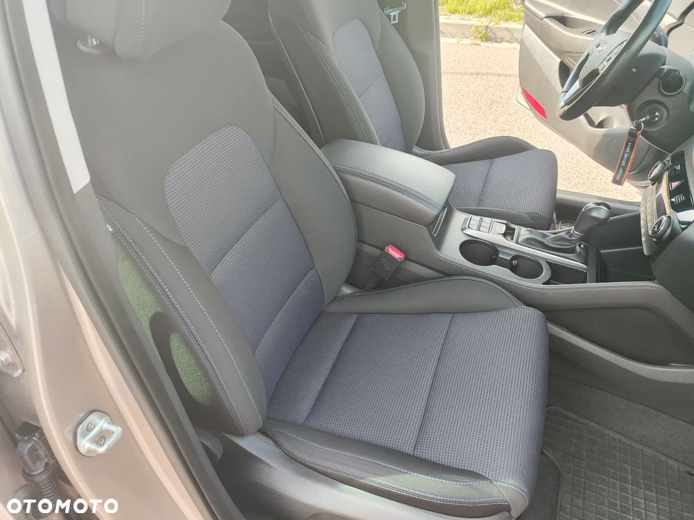 Hyundai Tucson 1.7 CRDI BlueDrive Style 2WD DCT - 7
