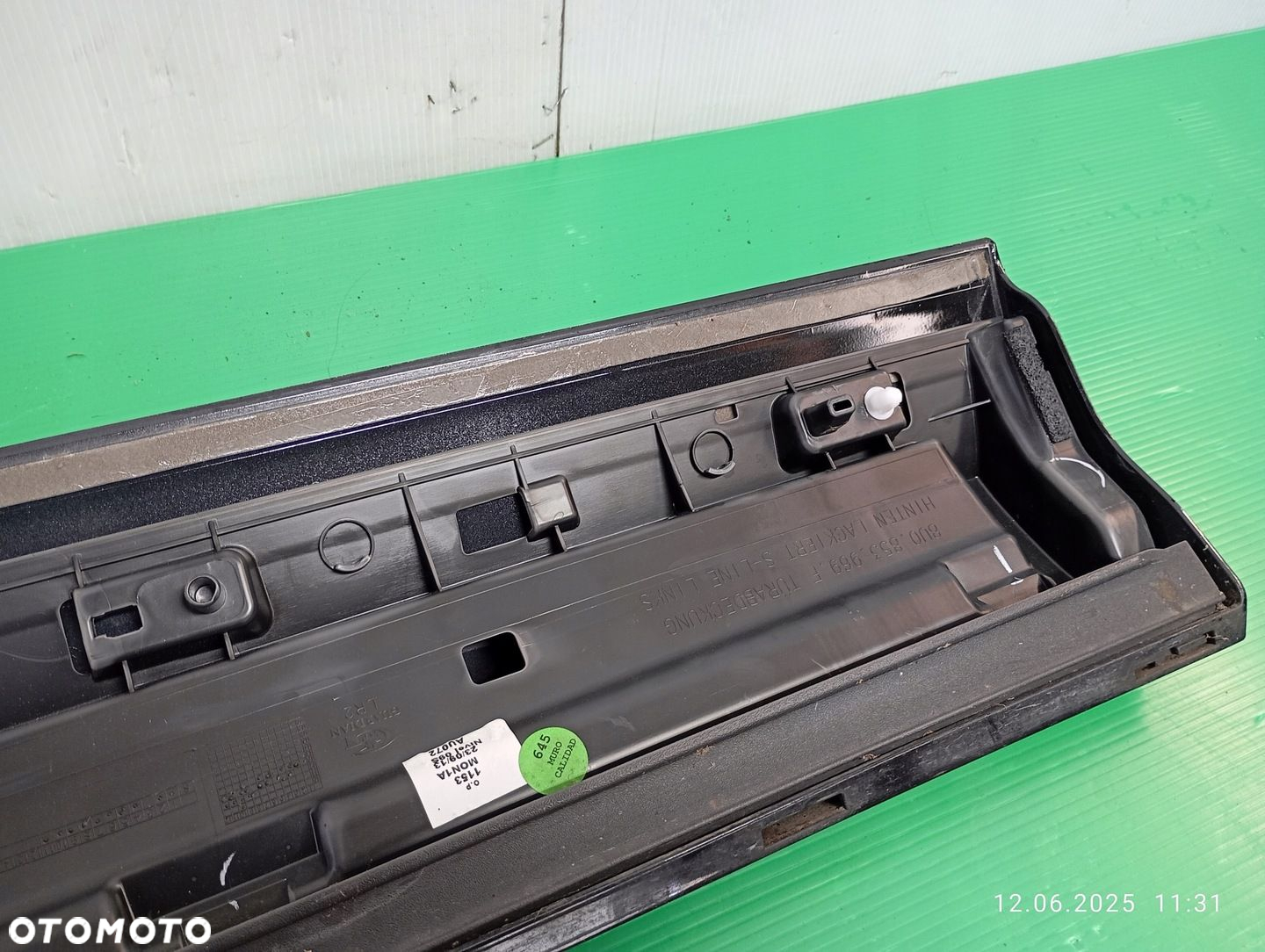 AUDI Q3 8U 11-14 LISTWA DRZWI LEWY TYŁ S-LINE 8U0853969 - 4