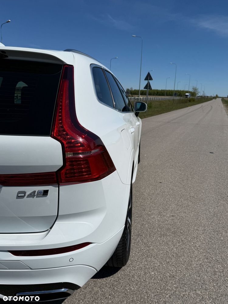 Volvo XC 60 D4 R-Design - 21