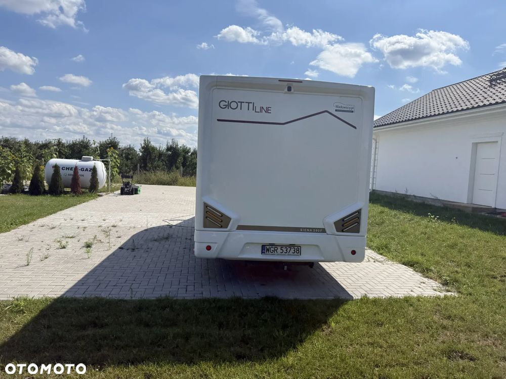 Ford giotti lane - 10
