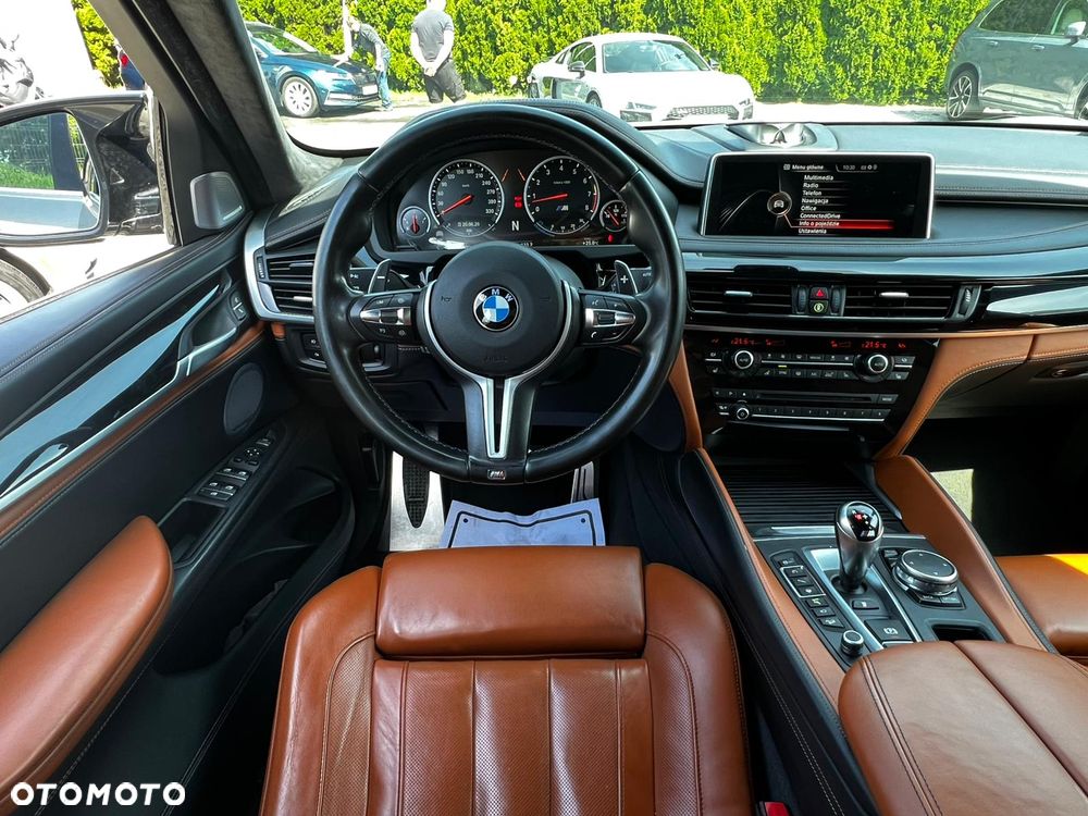 BMW X6M - 10