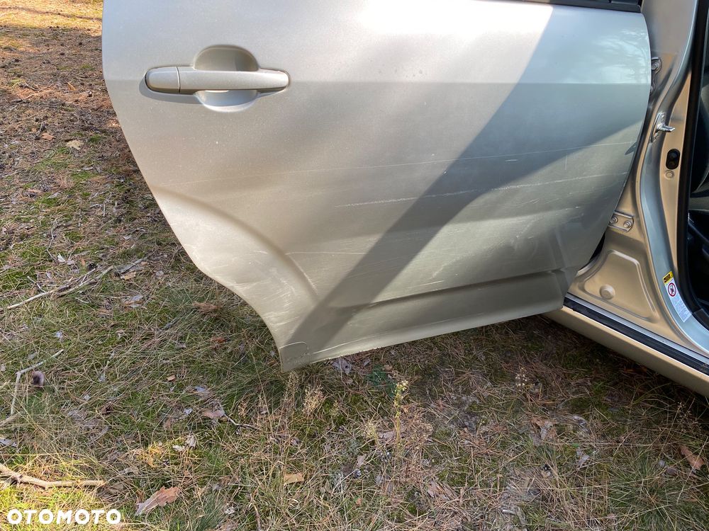 Toyota Corolla Verso - 16