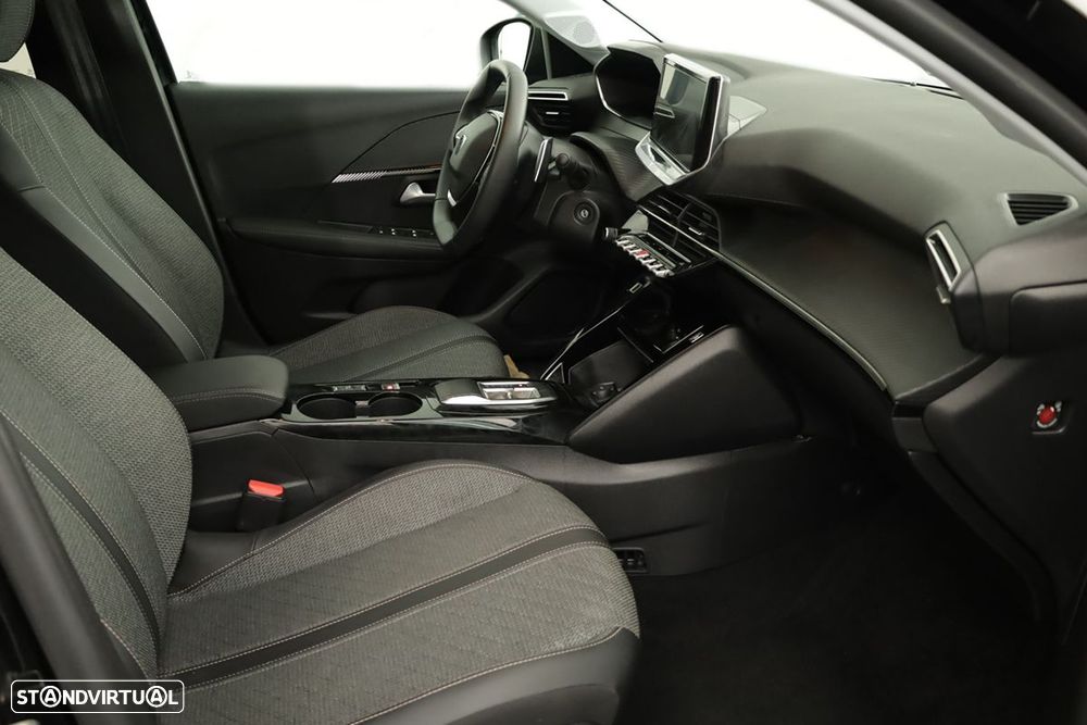 Peugeot 208 1.2 Hybrid Allure e-DCS6 - 21