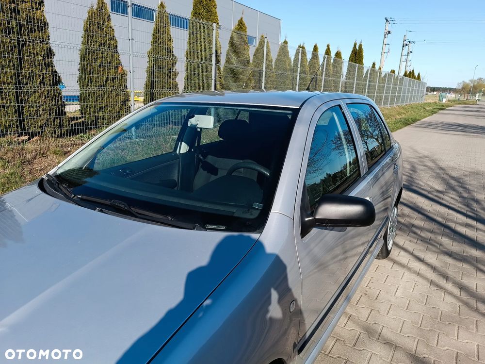 Skoda Fabia 1.4 16V Cool Edition - 30