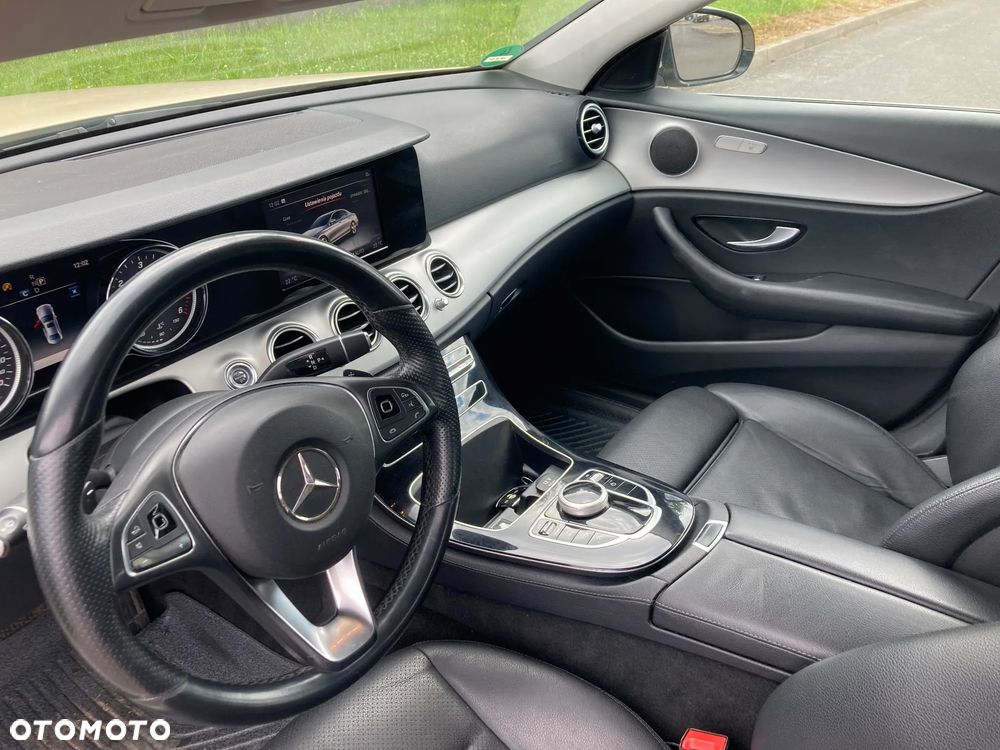 Mercedes-Benz Klasa E 200 d 9G-TRONIC Exclusive - 15