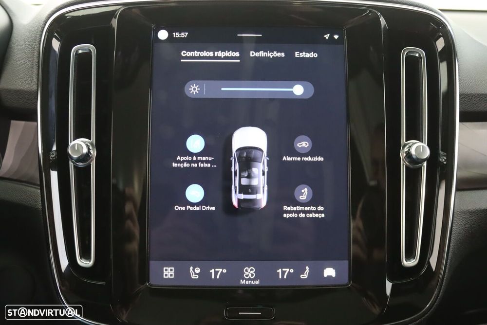 Volvo C40 Recharge 82 kWh Twin Motor Plus - 24