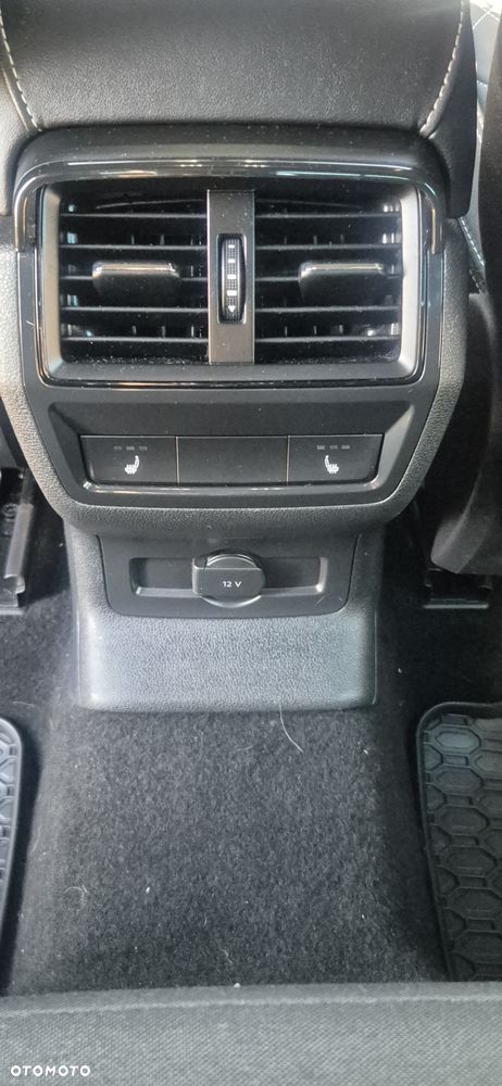 Skoda Karoq 2.0 TDI SCR 4x2 Sportline - 11