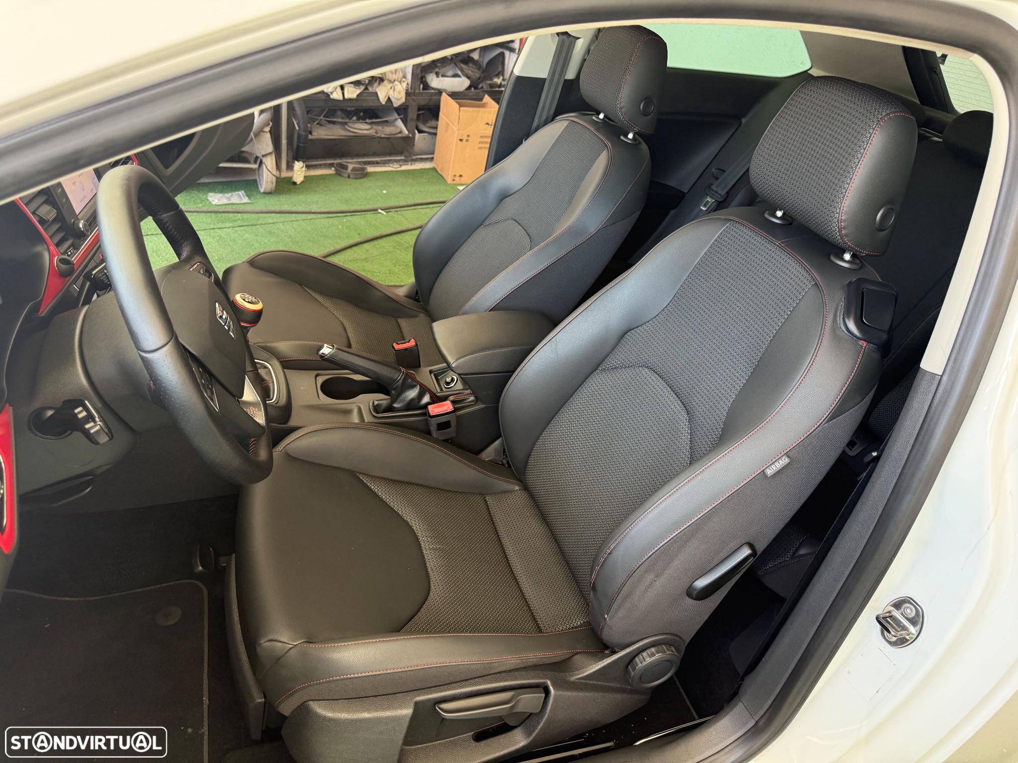 SEAT Leon SC 2.0 TDI FR S/S - 49