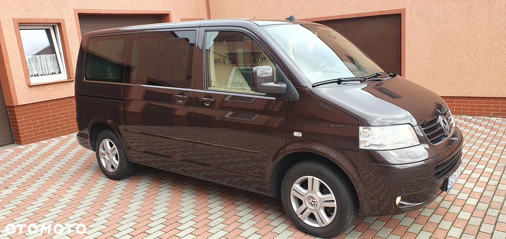 Volkswagen Multivan - 7