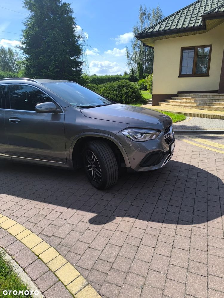 Mercedes-Benz GLA 200 d Style - 2