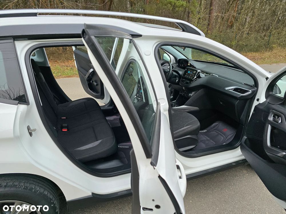 Peugeot 2008 BlueHDi 100 STOP & START Style - 19