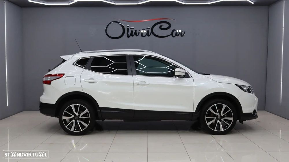 Nissan Qashqai 1.6 dCi Tekna Premium Bose - 2