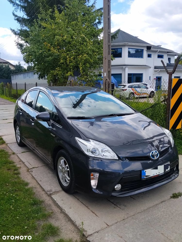 Toyota Prius 1.8 Hybrid Premium - 2