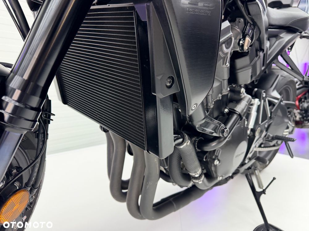 Honda CB - 18
