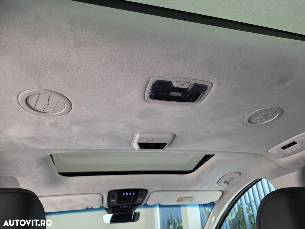 Hyundai Staria 2.2 CRDi Allrad Signature - 29