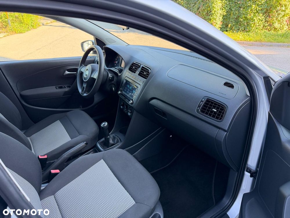 Volkswagen Polo 1.4 Comfortline - 19