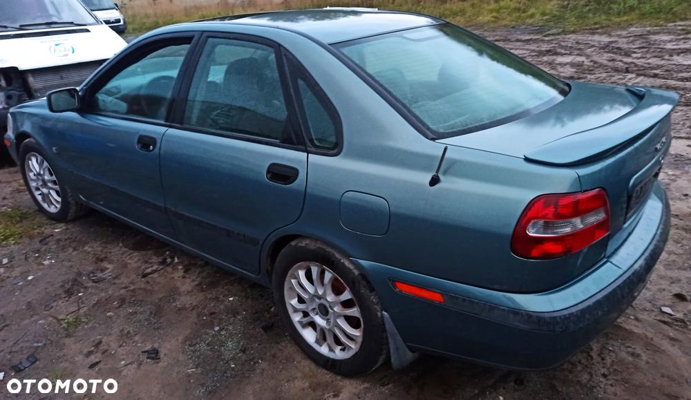 VOLVO S40 1.9 DIESEL - 6