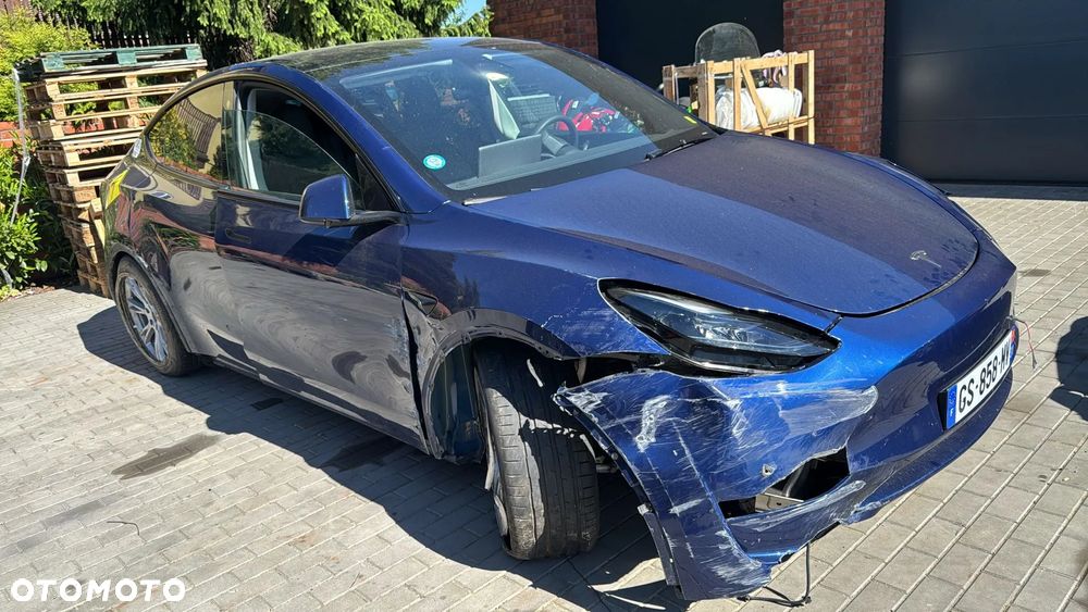 Tesla Model Y RWD - 3