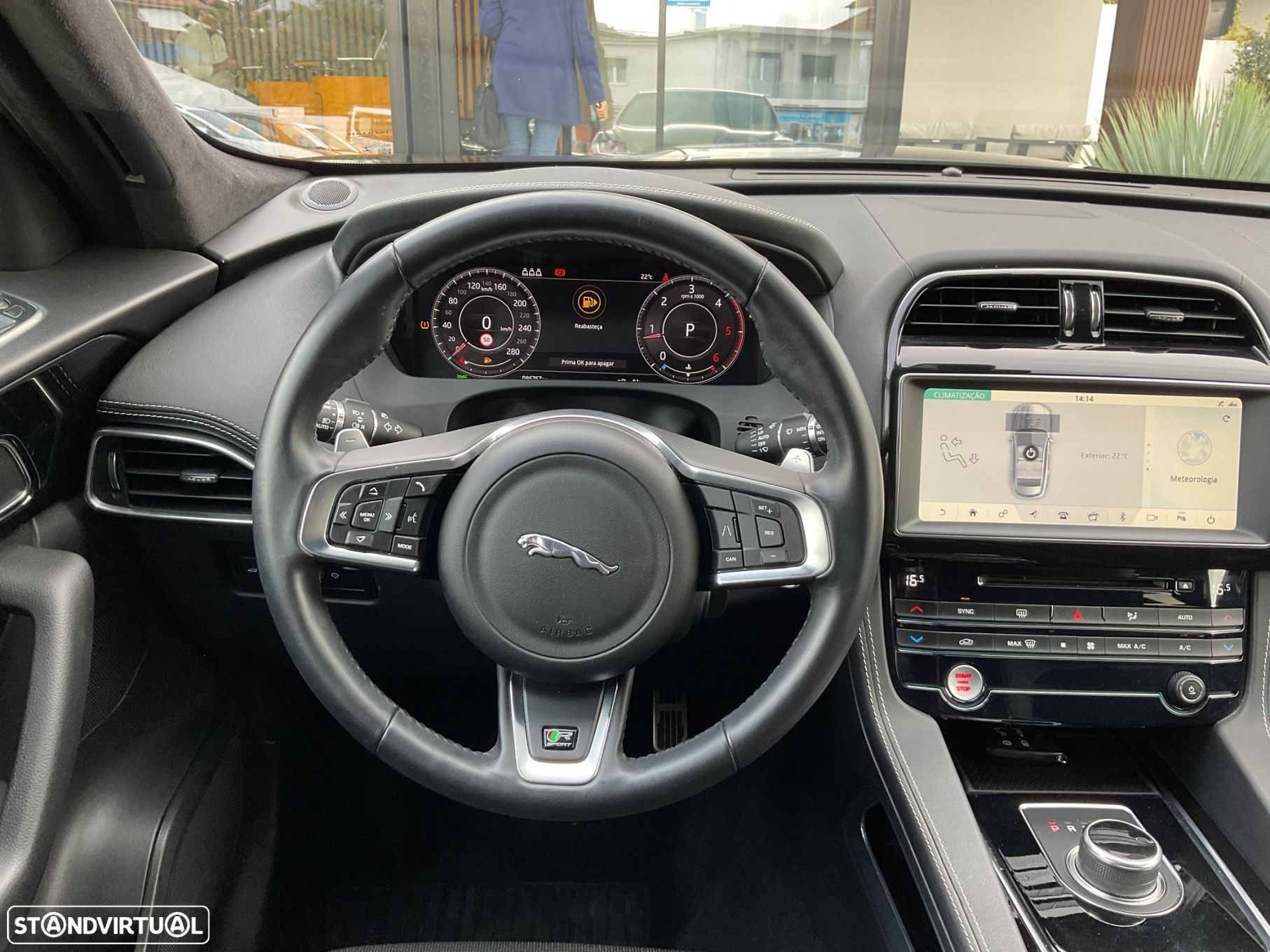 Jaguar F-Pace 2.0 i4D R-Sport AWD Aut. - 31