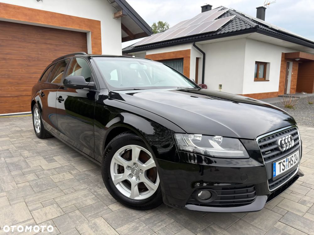 Audi A4 Avant 2.0 TFSI quattro Attraction - 2