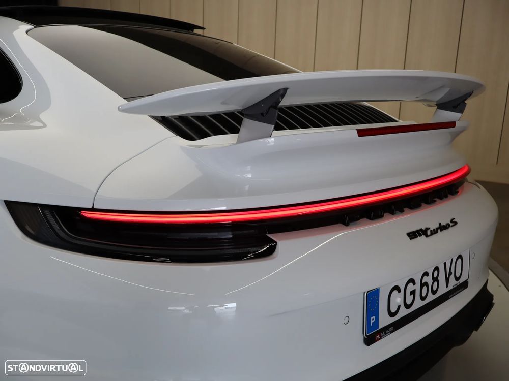 Porsche 911 (992) Turbo S PDK - 12