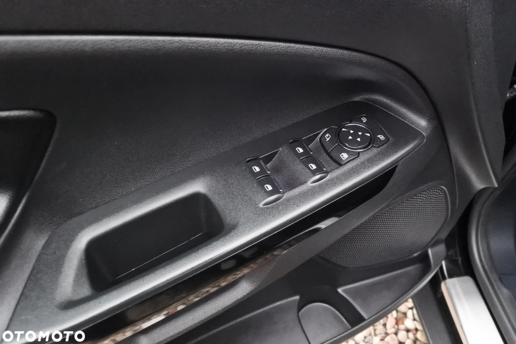 Ford EcoSport 1.0 EcoBoost TITANIUM - 21