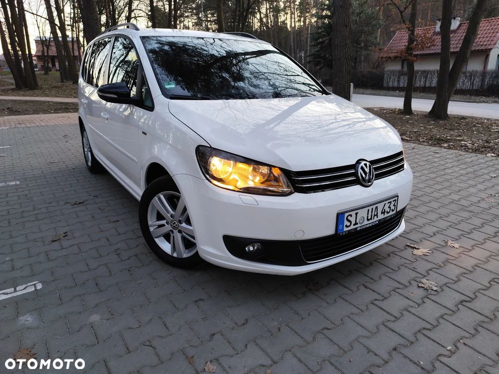 Volkswagen Touran 2.0 TDI DPF BlueMotion Technology MATCH - 2