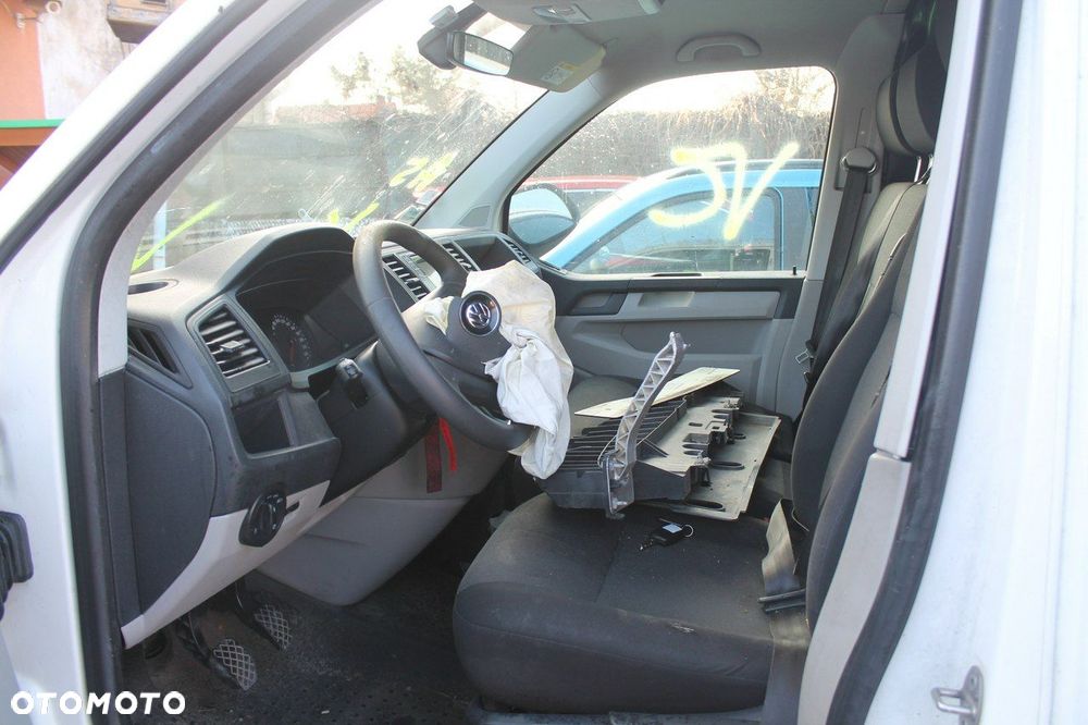 Volkswagen Transporter - 5