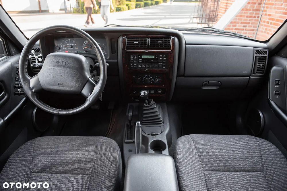 Jeep Cherokee 2.5 TD Limited - 21
