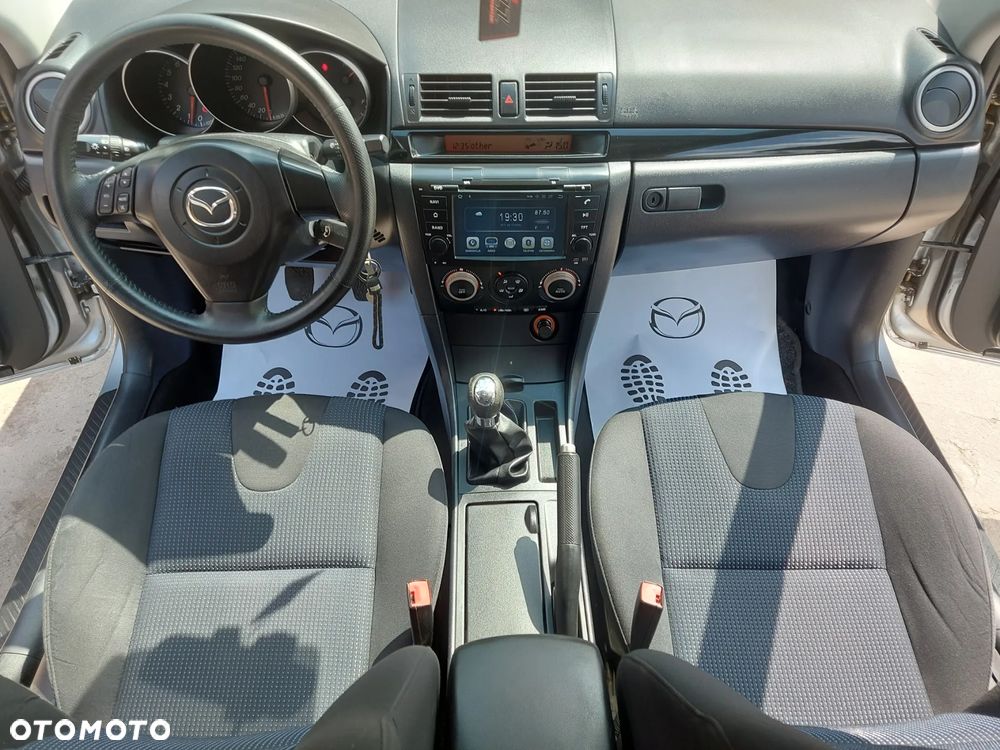 Mazda 3 1.6 Sport Exclusive - 18
