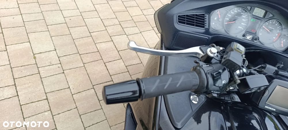 Honda Deauville - 13