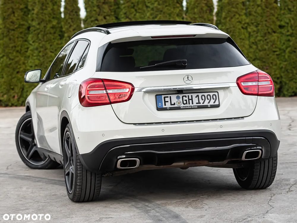 Mercedes-Benz GLA 220 d 4Matic 7G-DCT AMG Line - 9