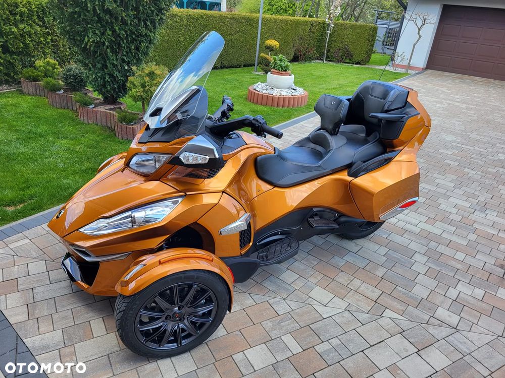 Can-Am Spyder - 3